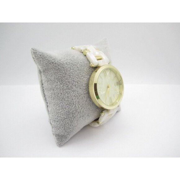 Women INC Quartz WR Analog 35mm Round Watch (H348) "New Battery" - Picture 5 of 9